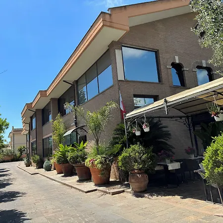 Euro House Airport Hotel