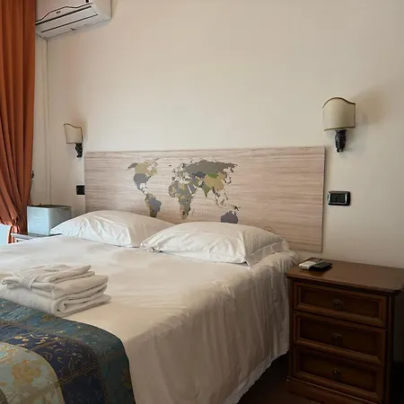 Euro House Airport 4* Фьюмичино