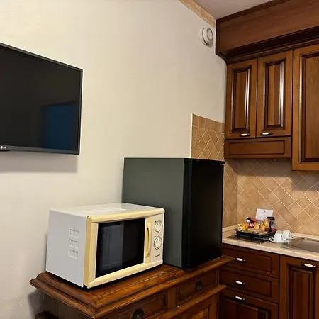 Отель Euro House Airport