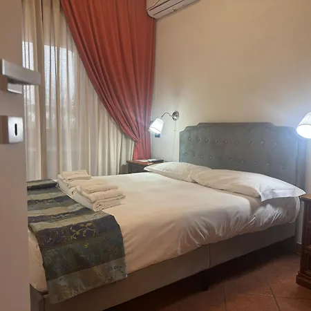 Euro House Airport 4*