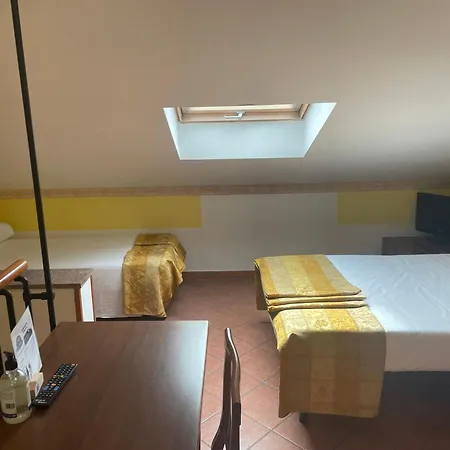 Euro House Airport