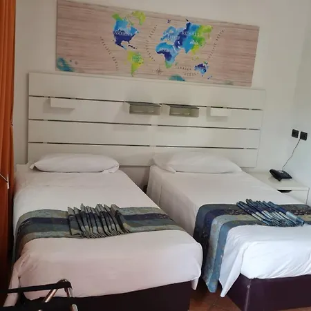 Euro House Airport
