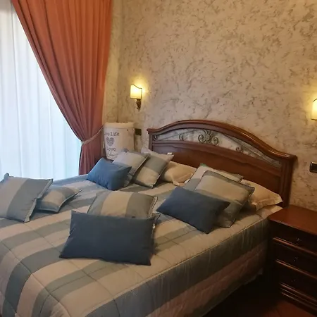 Euro House Airport Отель 4*