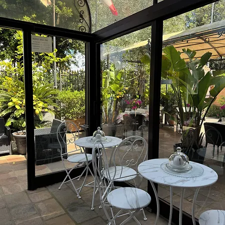 Euro House Airport 4* Фьюмичино