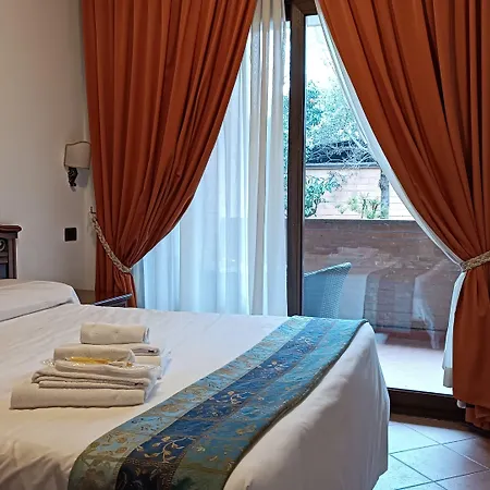 Euro House Airport 4* Фьюмичино