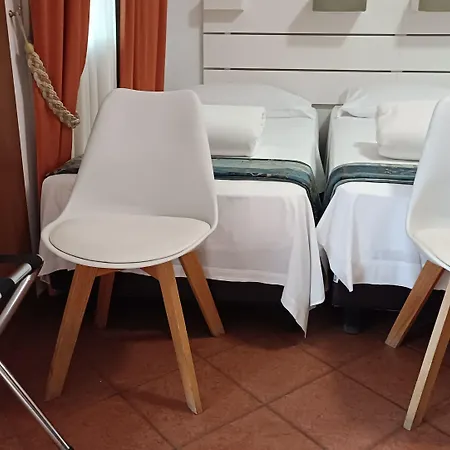 Euro House Airport Отель 4*