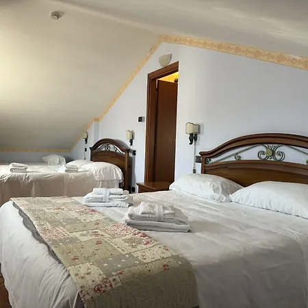 Euro House Airport Отель 4*
