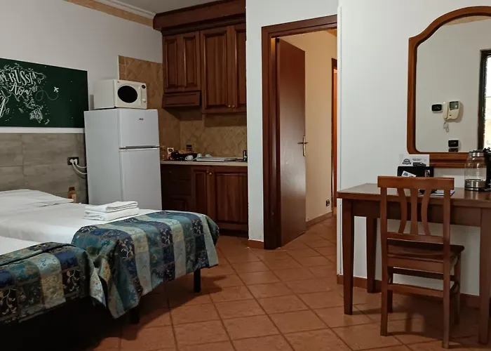 Euro House Airport Фьюмичино