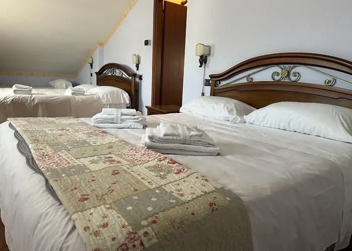 Euro House Airport Отель