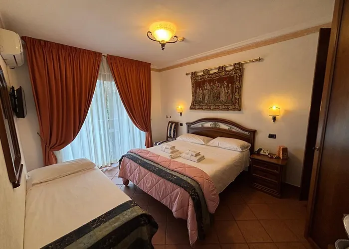 Euro House Airport Фьюмичино